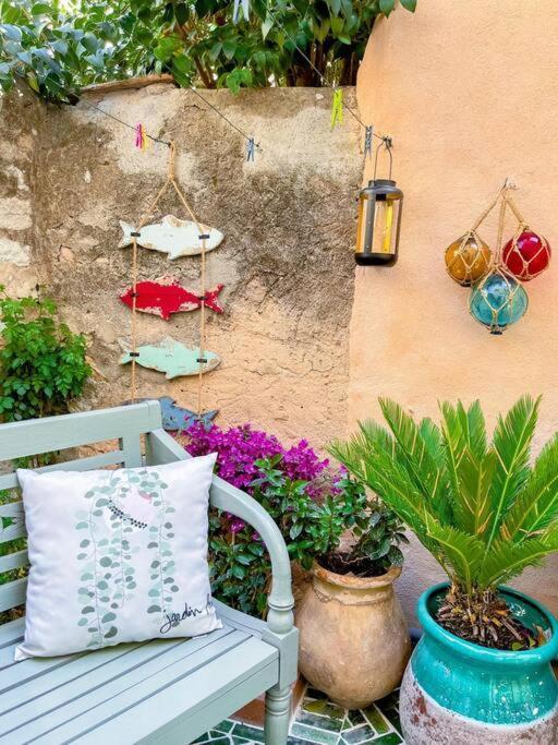 Petit Patio - 2 Chambres - Centre Ville - Climatisation Cassis Buitenkant foto